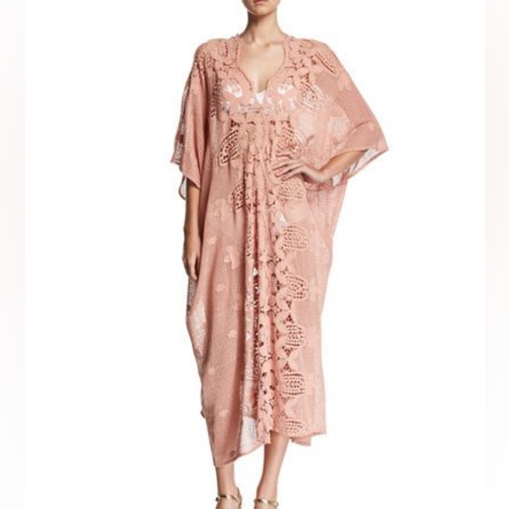 Miguelina Rachel Granadilla Scallop Lace Caftan in Blush